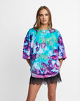Oversized Mum Tee - Size 2XL/3XL - Only Lovers Left