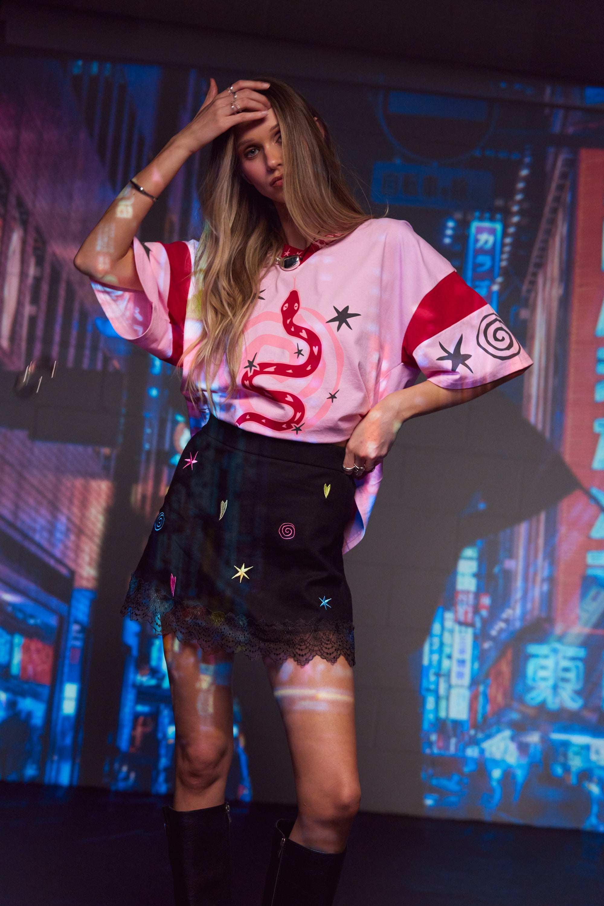 (WS) Serpent Tee ~ Pink - Only Lovers Left
