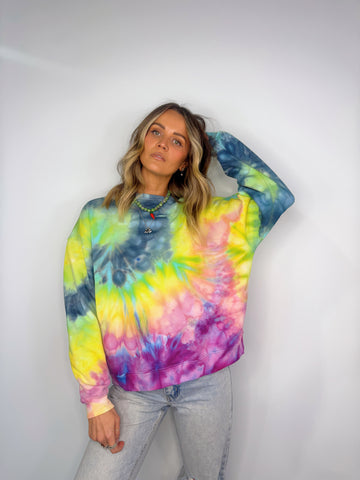 Crew Neck Jumper - Size M/L