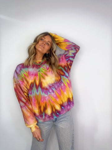 Crew Neck Jumper - Size M/L