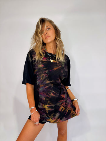 Oversized Mum Tee - Size L/XL