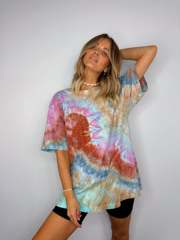 Oversized Mum Tee - Size L/XL