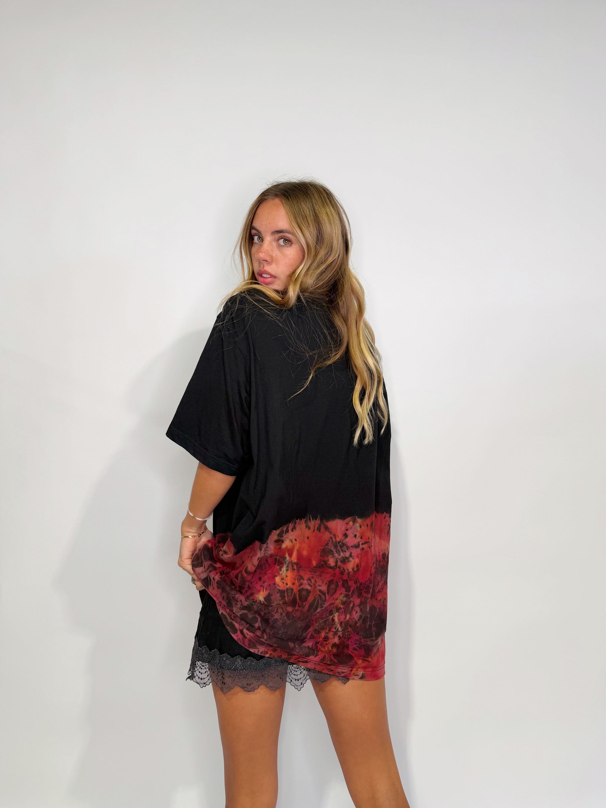 Oversized Mum Tee - Size L/XL
