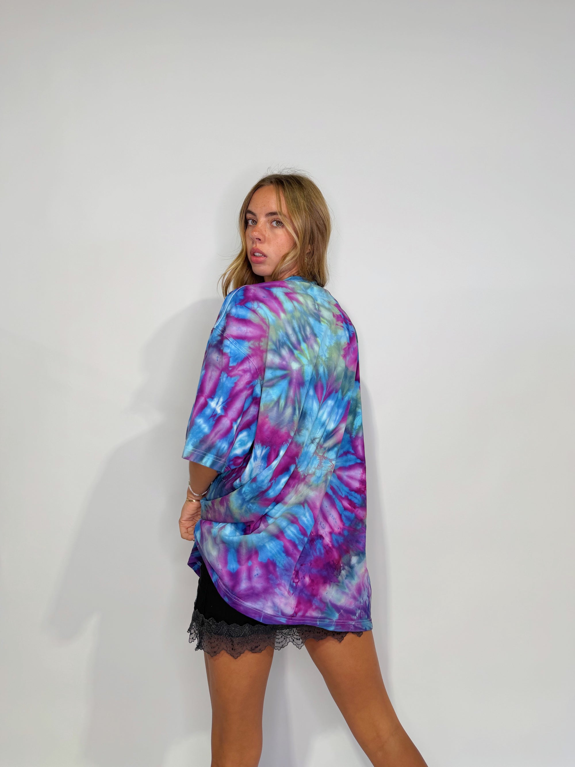 Oversized Mum Tee - Size 2XL/3XL