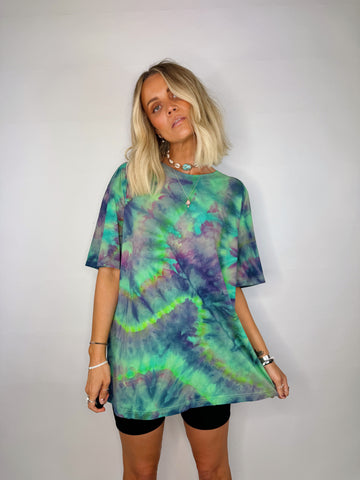 Oversized Mum Tee - Size L/XL