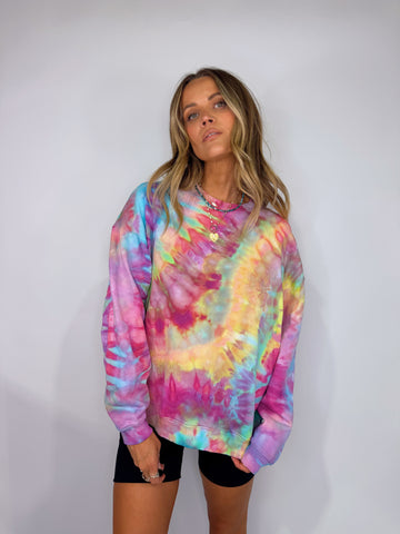 Crew Neck Jumper - Size M/L