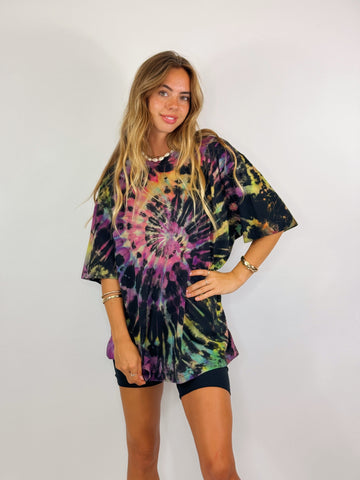 Oversized Mum Tee - Size L/XL