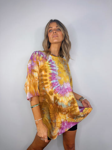 Oversized Mum Tee - Size 2XL/3XL