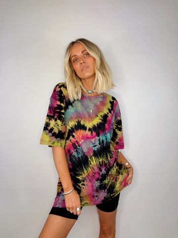 Oversized Mum Tee - Size L/XL