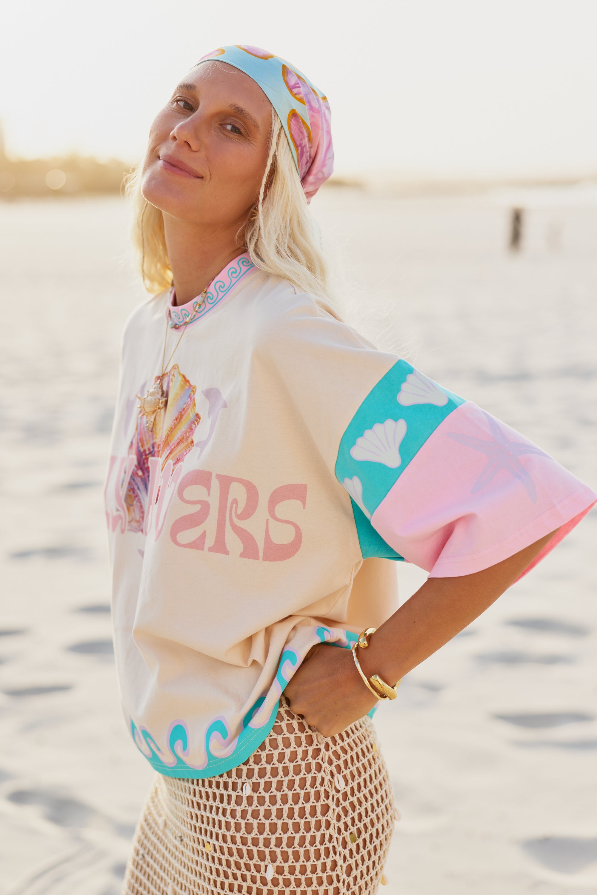 Dolphini Boxy Tee - Only Lovers Left