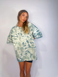 Oversized Mum Tee - Size 2XL/3XL