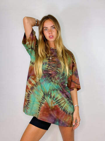 Oversized Mum Tee - Size L/XL