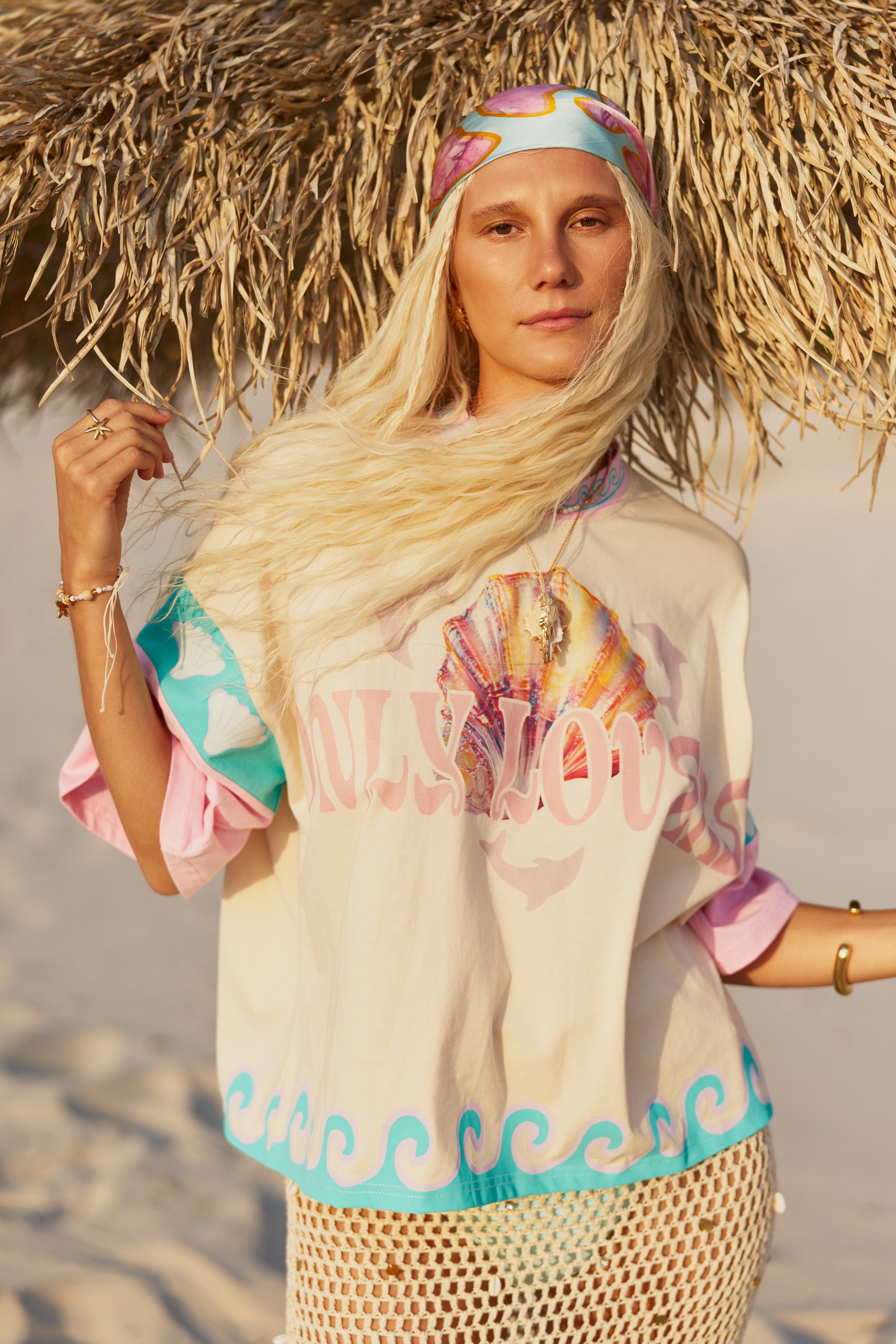 Dolphini Boxy Tee - Only Lovers Left