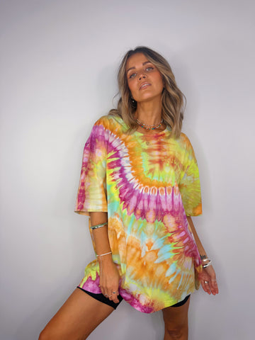 Oversized Mum Tee - Size 2XL/3XL