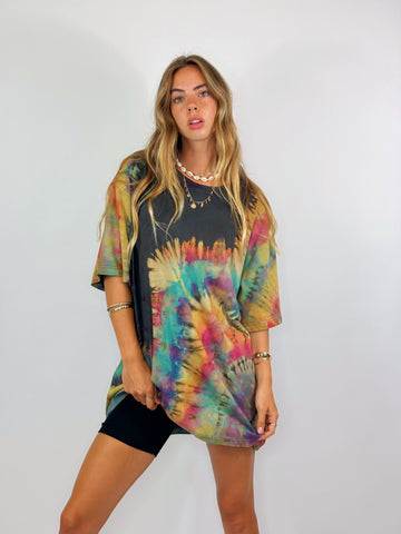 Oversized Mum Tee - Size L/XL