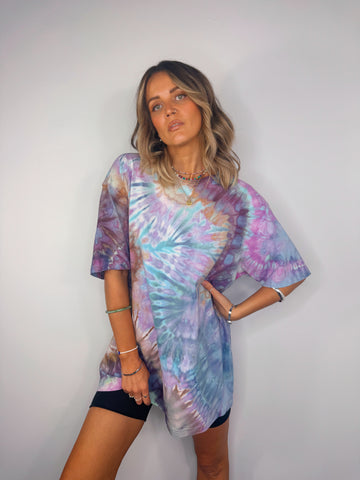 Oversized Mum Tee - Size L/XL