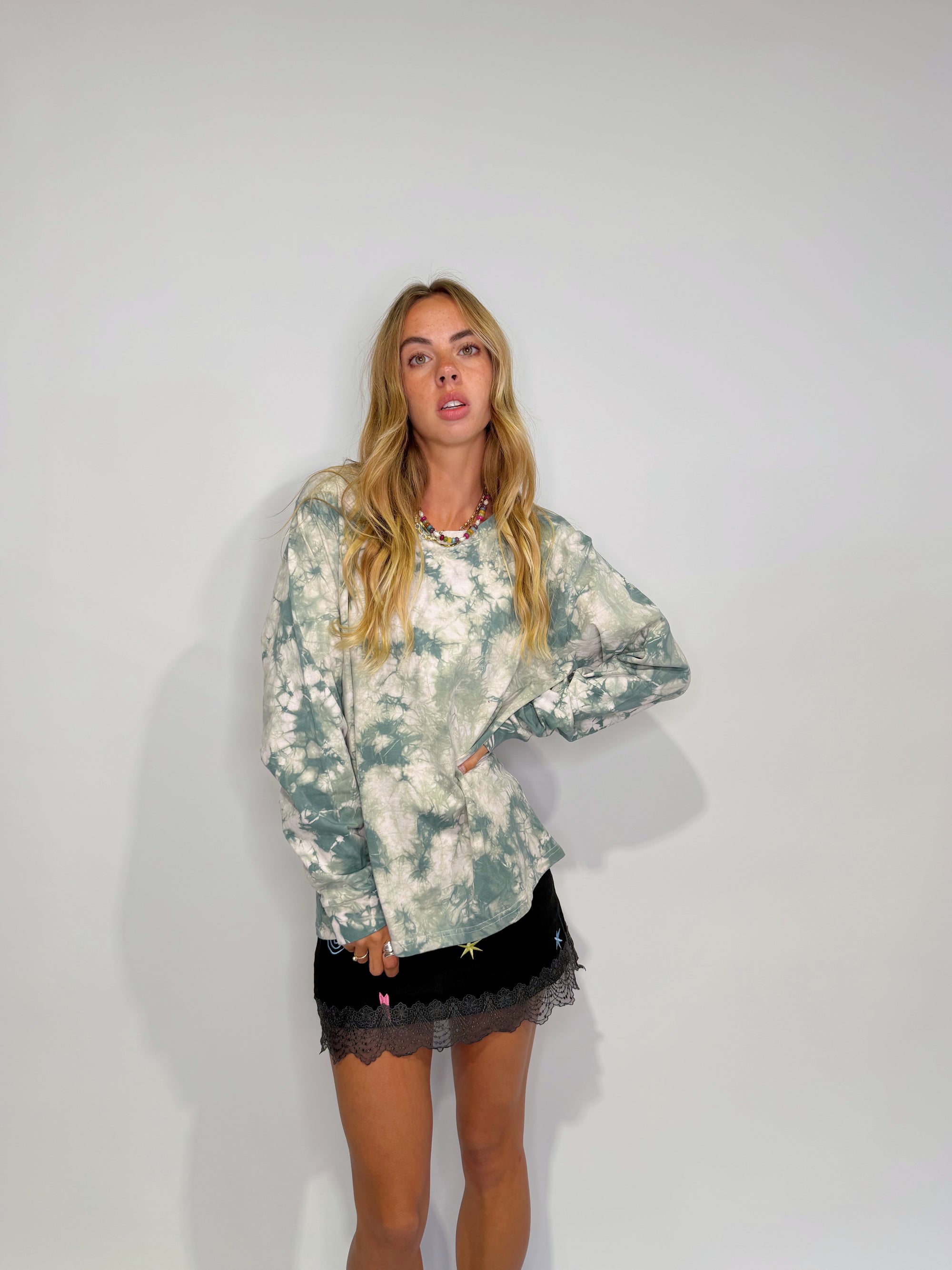 Long Sleeve Mum Tee - M/L