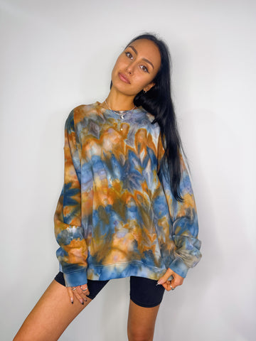 Crew Neck Jumper - Size XL/2XL