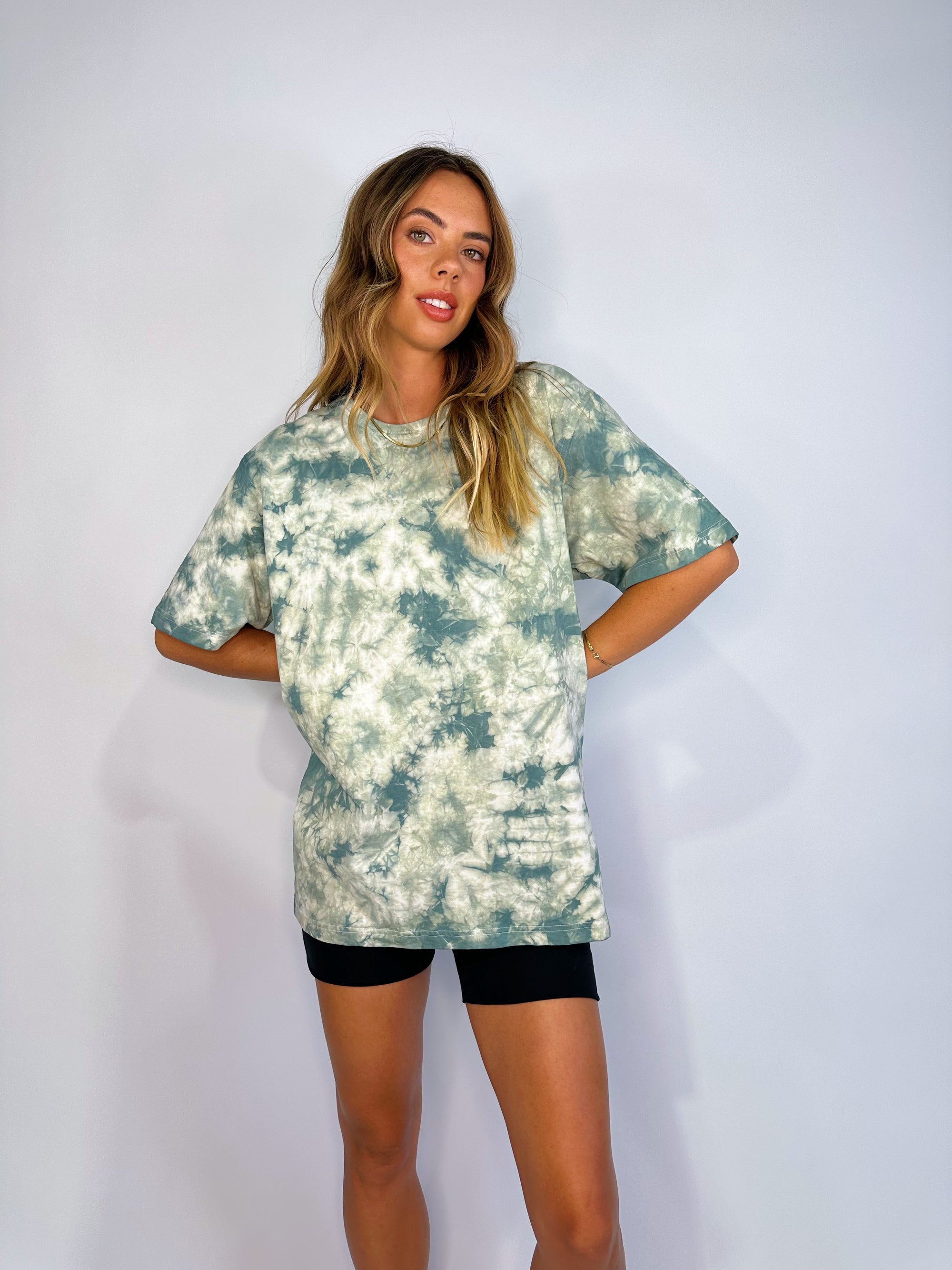 Oversized Mum Tee - Size S/M - Only Lovers Left