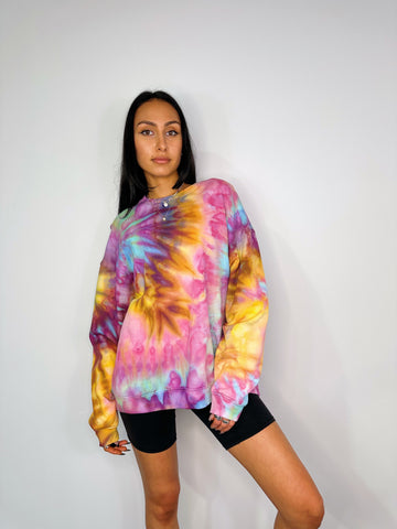 Crew Neck Jumper - Size M/L