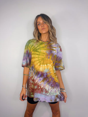 Oversized Mum Tee - Size L/XL