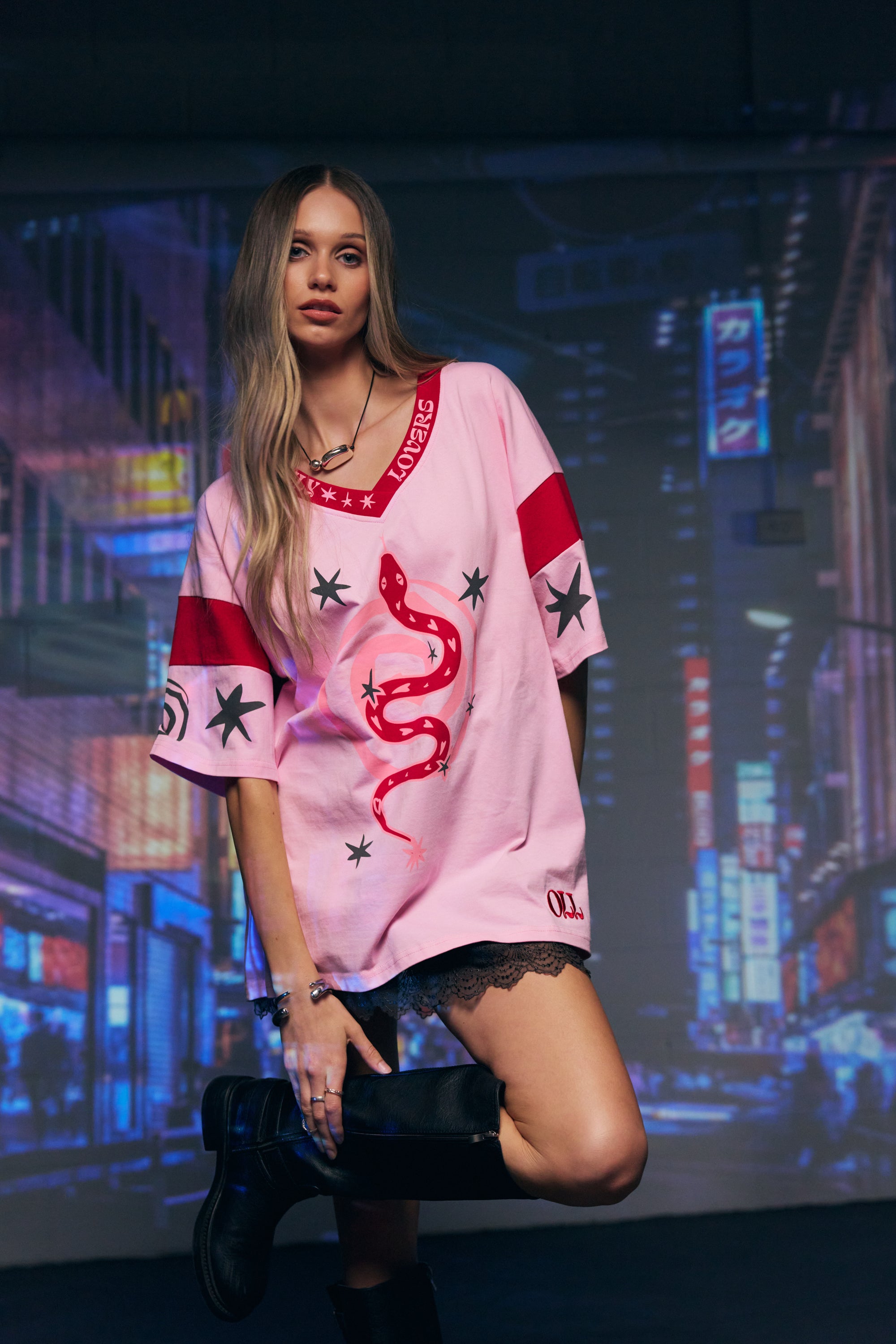 (WS) Serpent Tee ~ Pink - Only Lovers Left