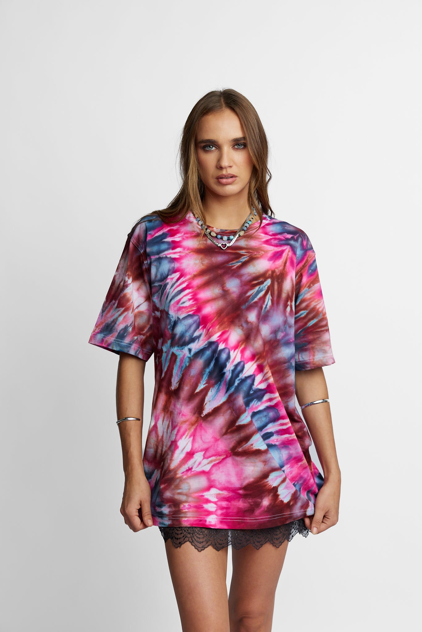 Oversized Mum Tee - Size S/M - Only Lovers Left