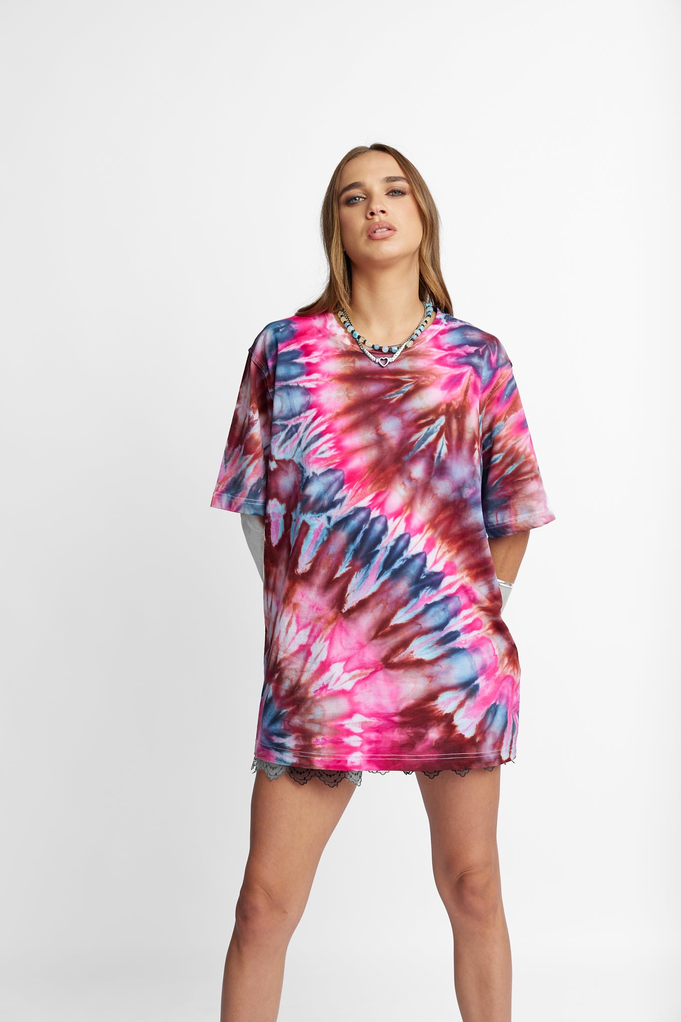 Oversized Mum Tee - Size S/M - Only Lovers Left