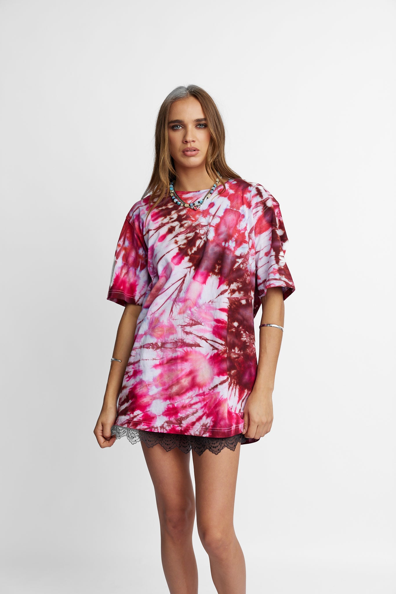 Oversized Mum Tee - Size S/M - Only Lovers Left