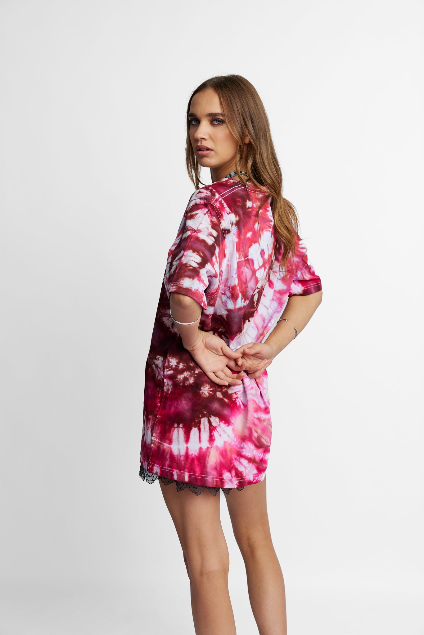 Oversized Mum Tee - Size S/M - Only Lovers Left