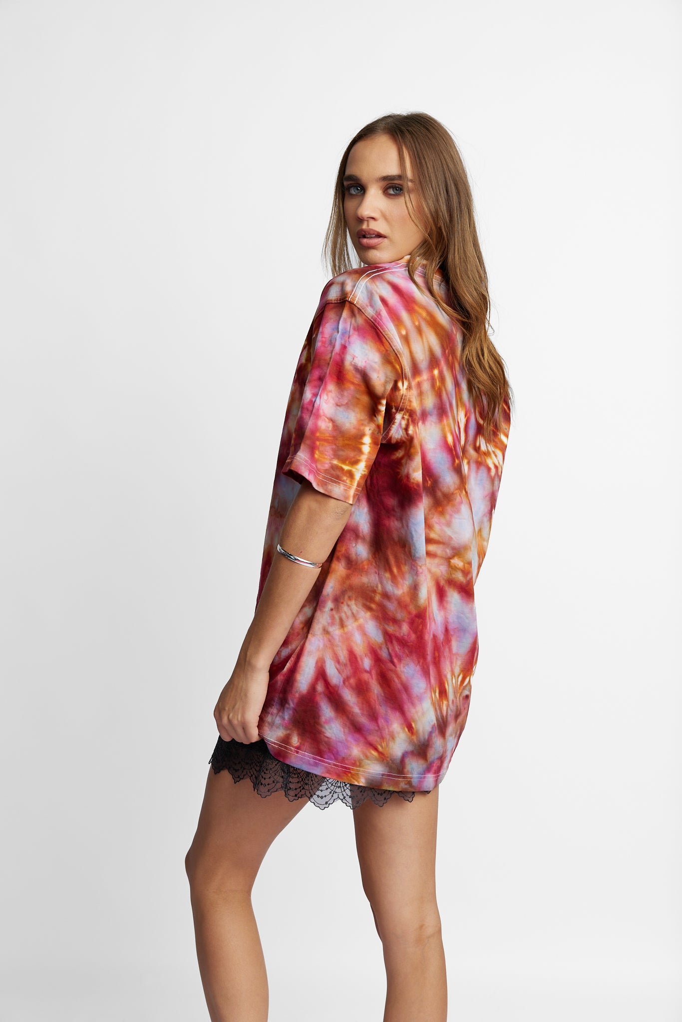 Oversized Mum Tee - Size S/M - Only Lovers Left