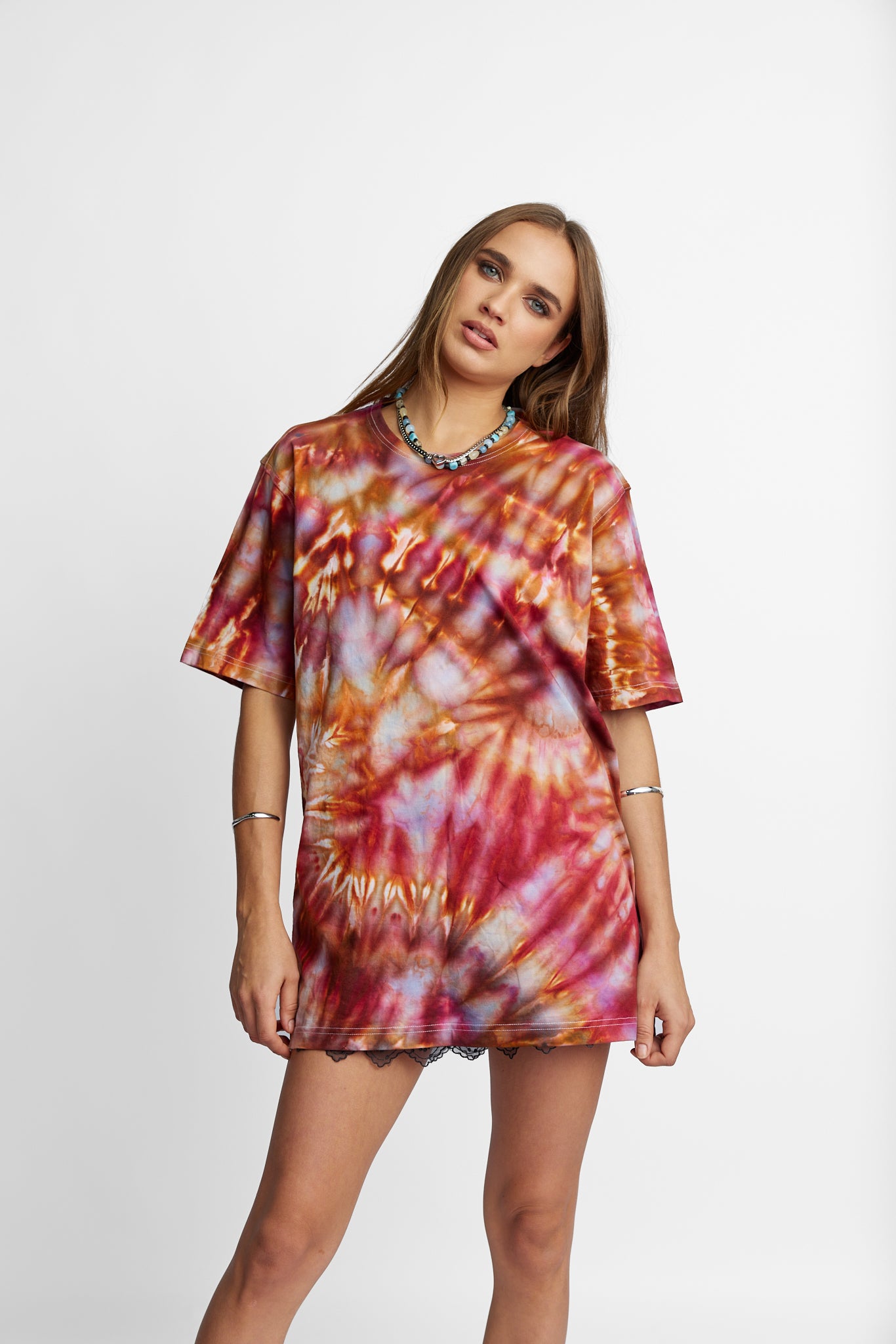 Oversized Mum Tee - Size S/M - Only Lovers Left