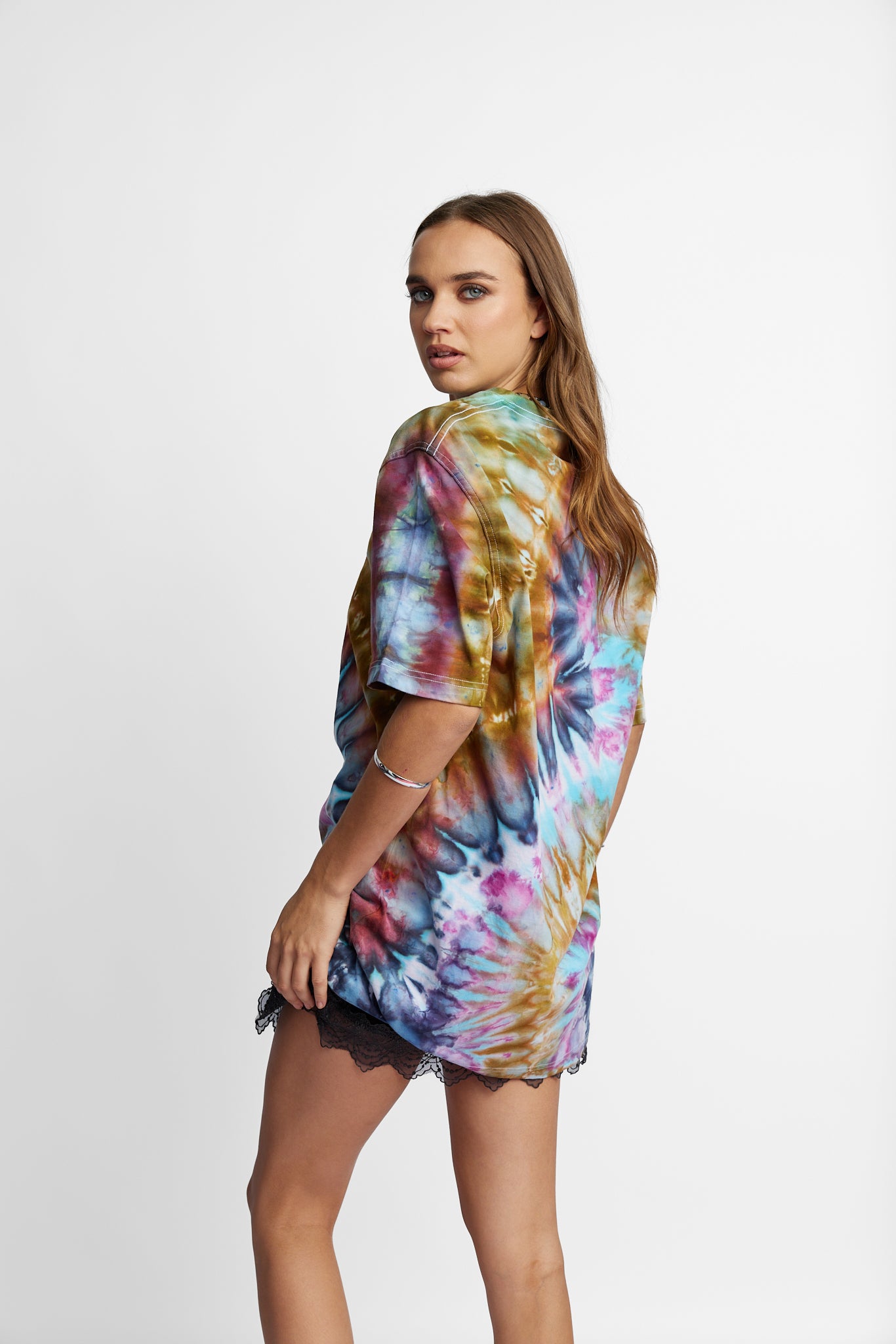Oversized Mum Tee - Size S/M - Only Lovers Left