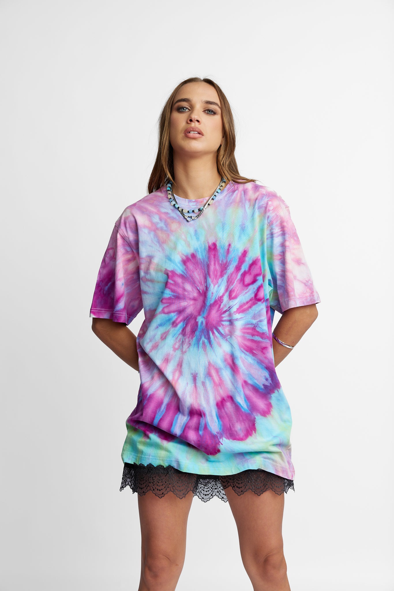 Oversized Mum Tee - Size S/M - Only Lovers Left