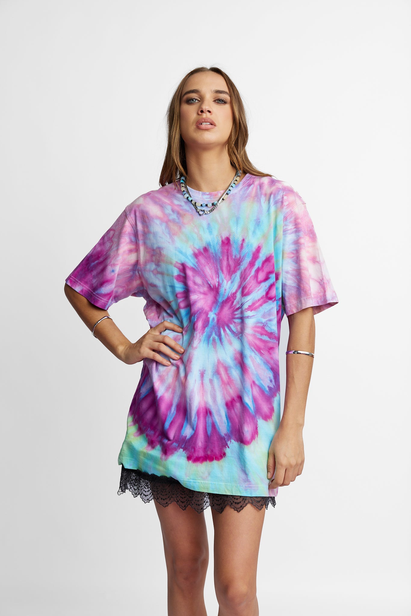 Oversized Mum Tee - Size S/M - Only Lovers Left