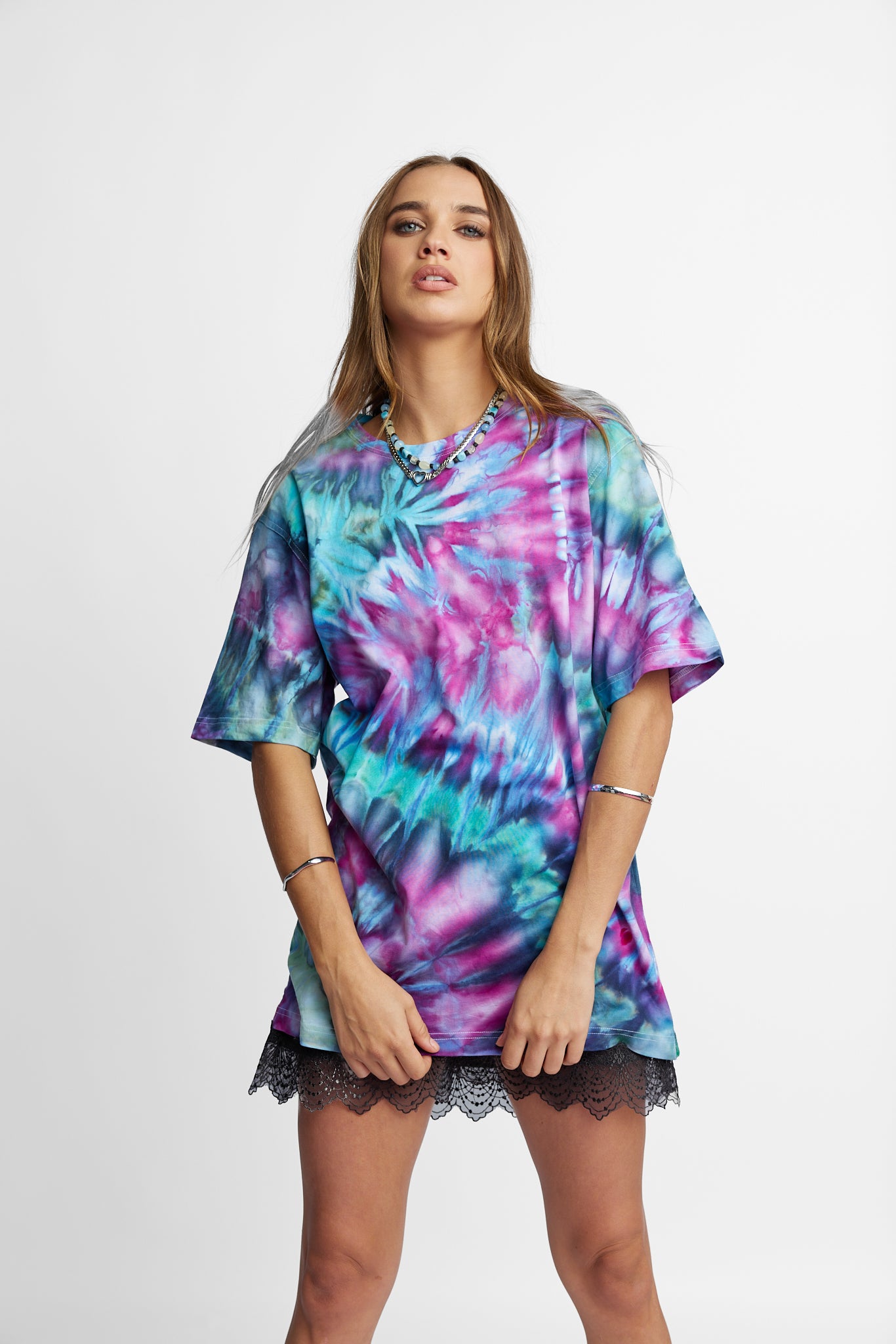Oversized Mum Tee - Size S/M - Only Lovers Left