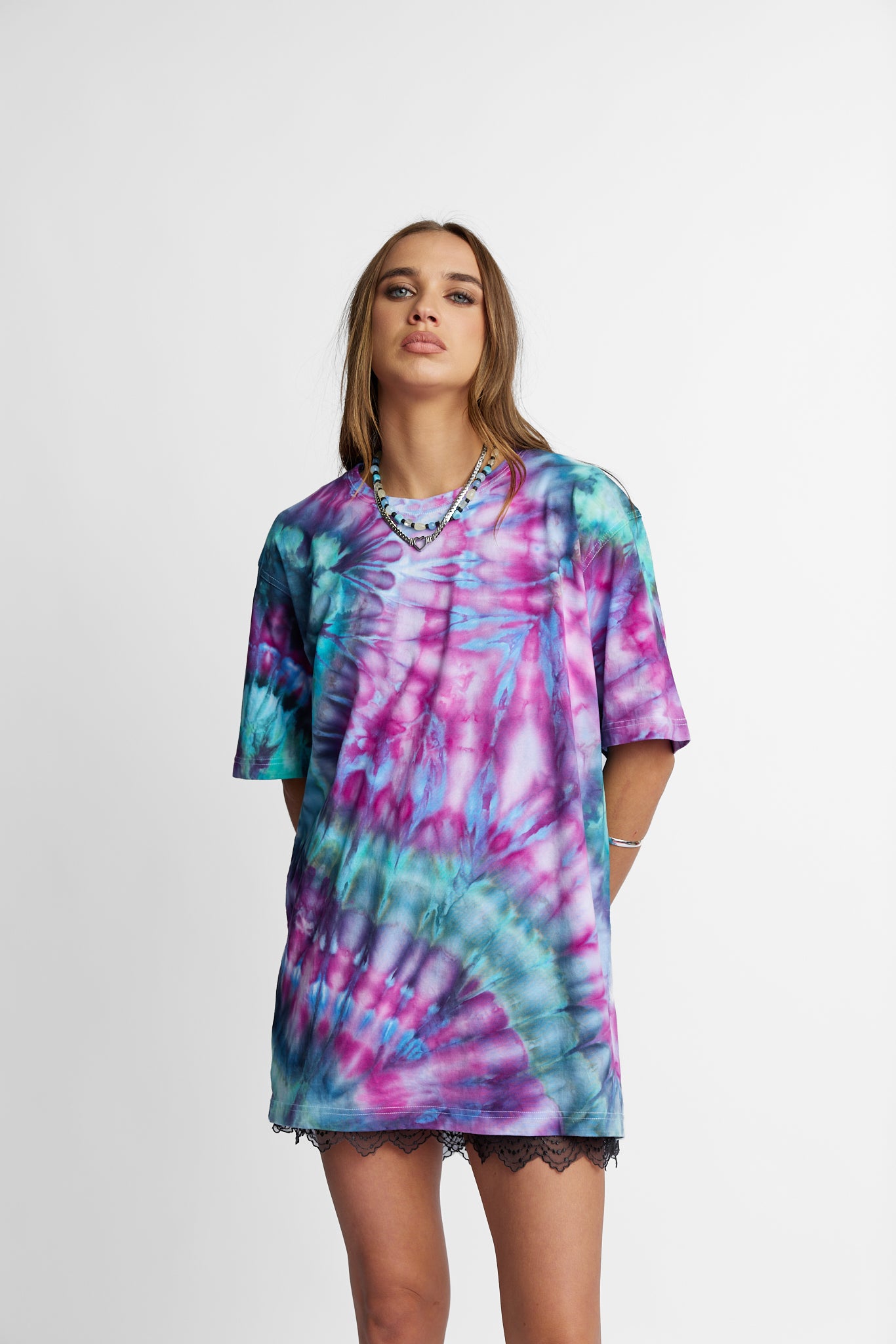Oversized Mum Tee - Size S/M - Only Lovers Left