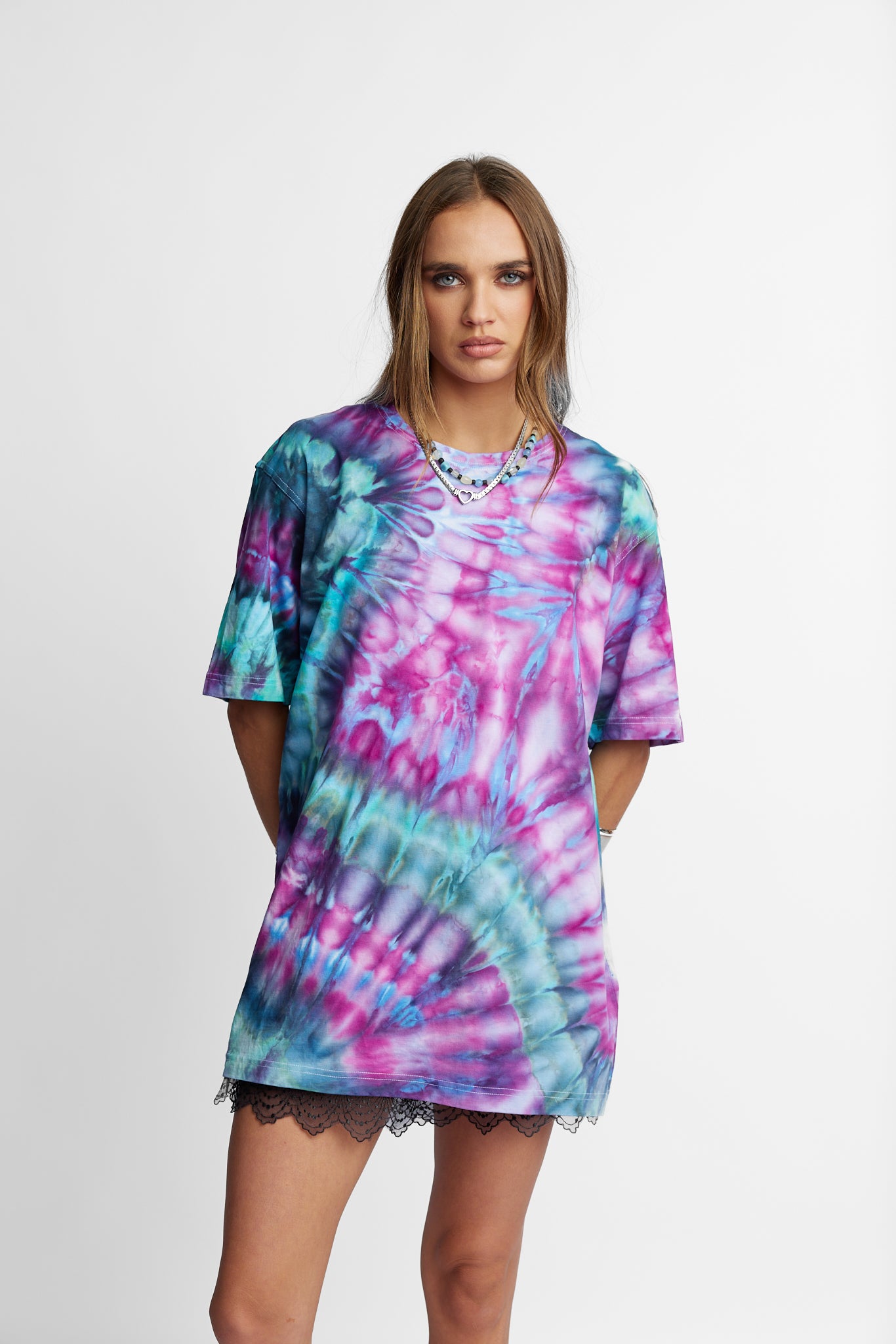 Oversized Mum Tee - Size S/M - Only Lovers Left