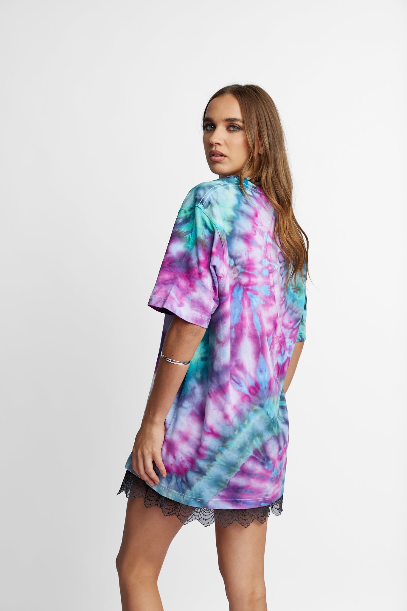 Oversized Mum Tee - Size S/M - Only Lovers Left
