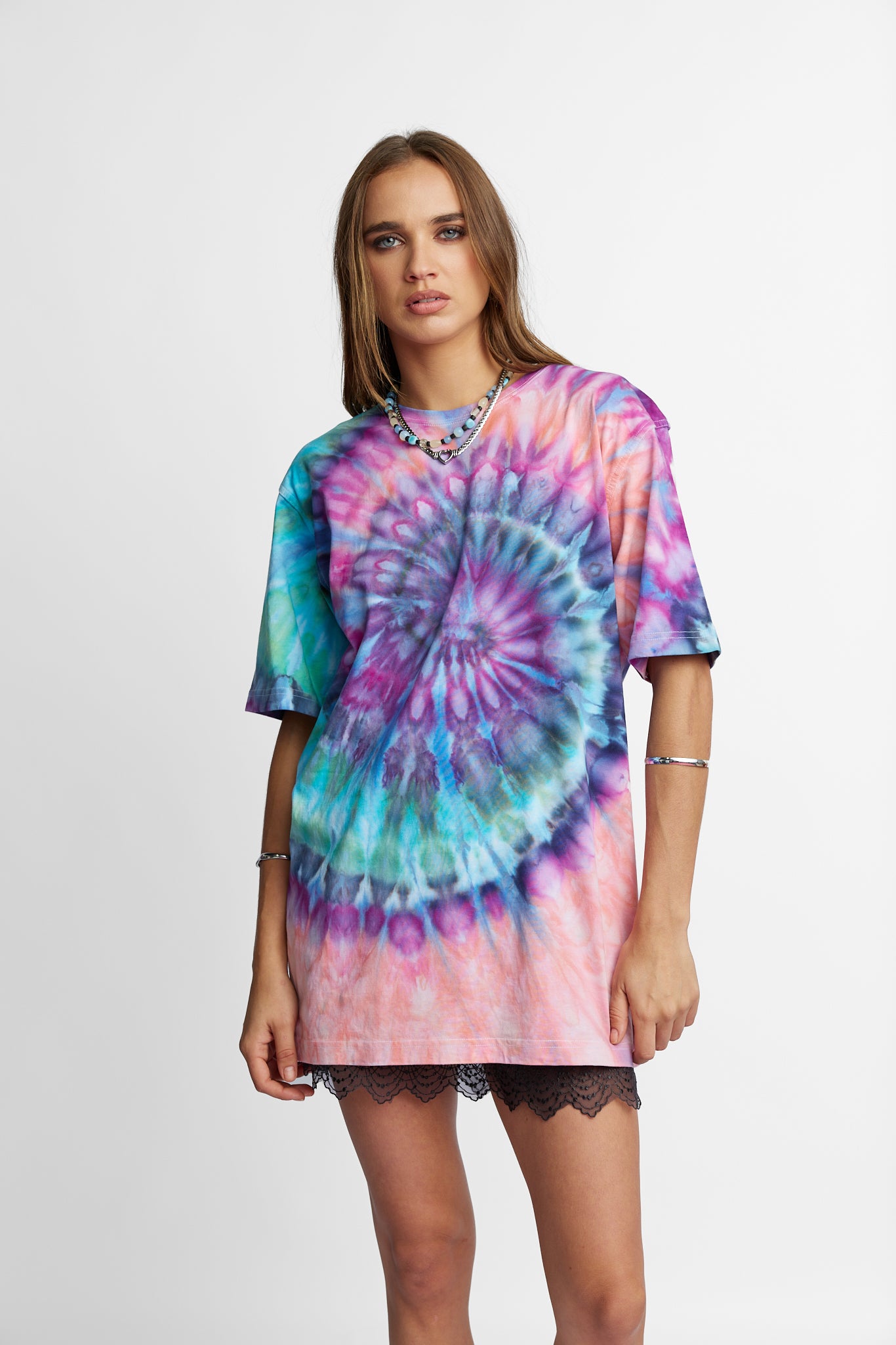 Oversized Mum Tee - Size S/M - Only Lovers Left