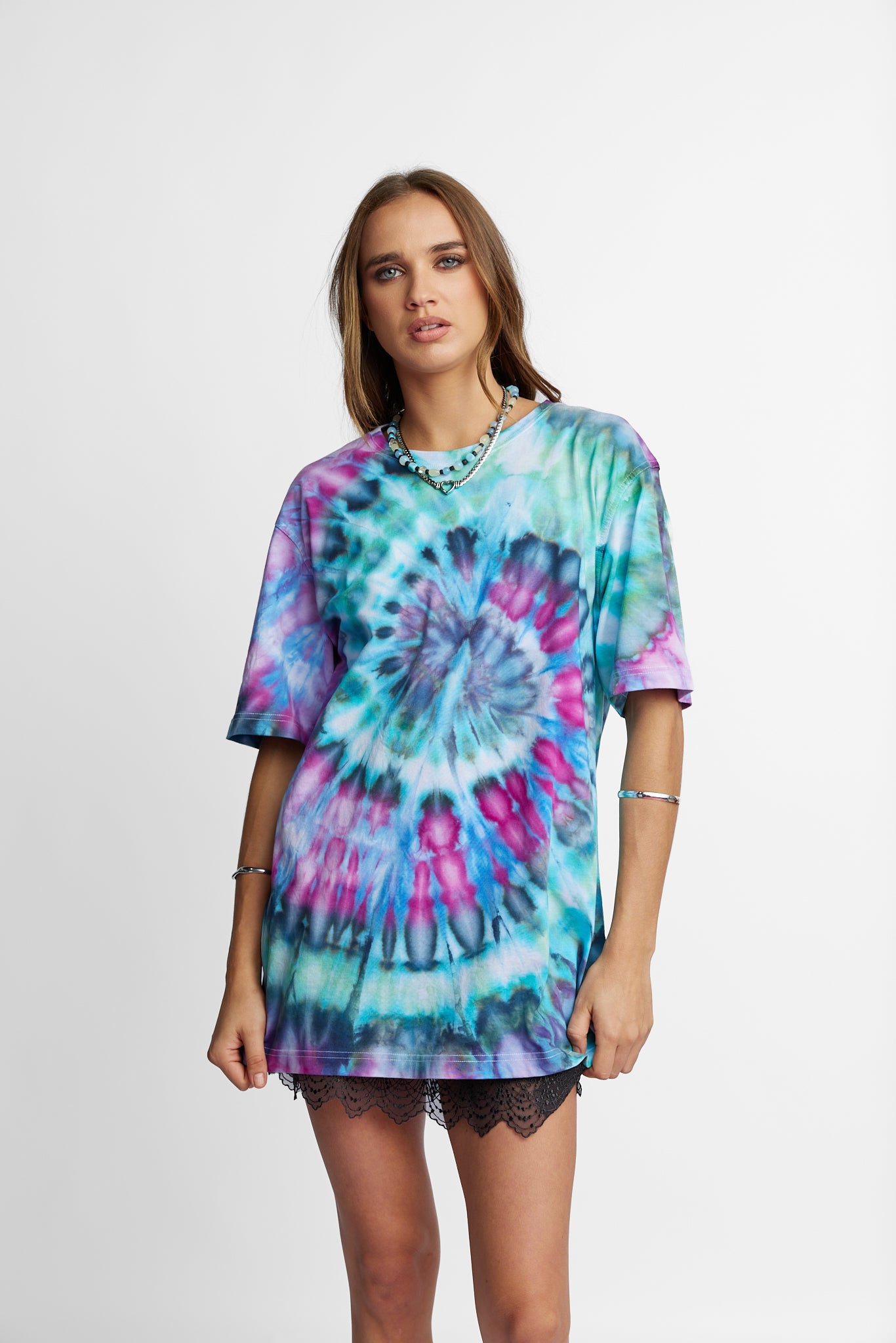 Oversized Mum Tee - Size S/M - Only Lovers Left
