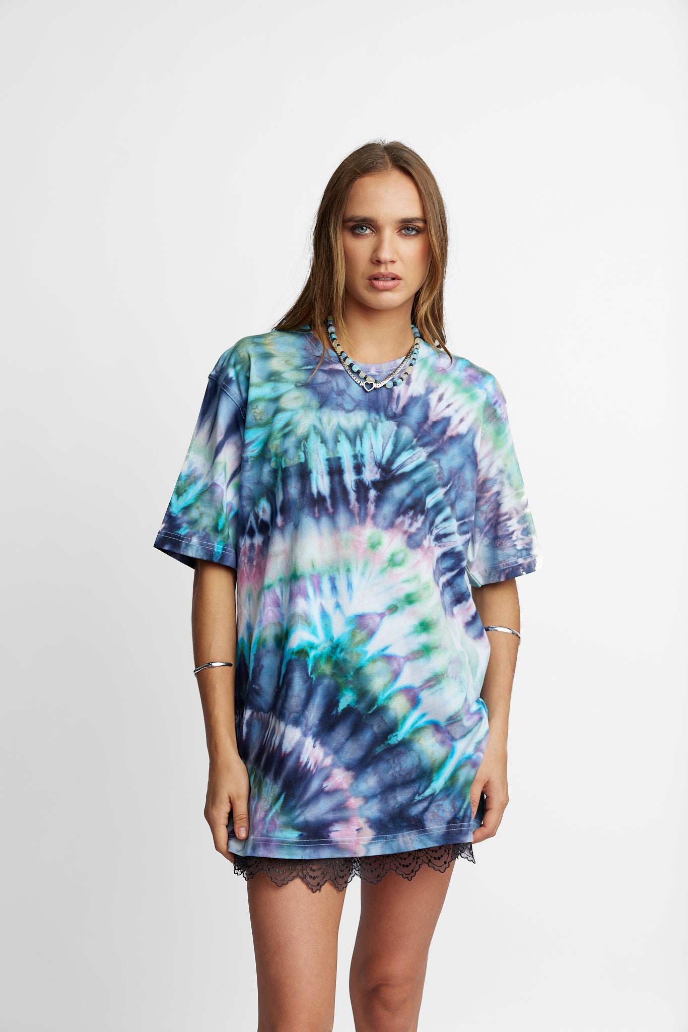 Oversized Mum Tee - Size S/M - Only Lovers Left