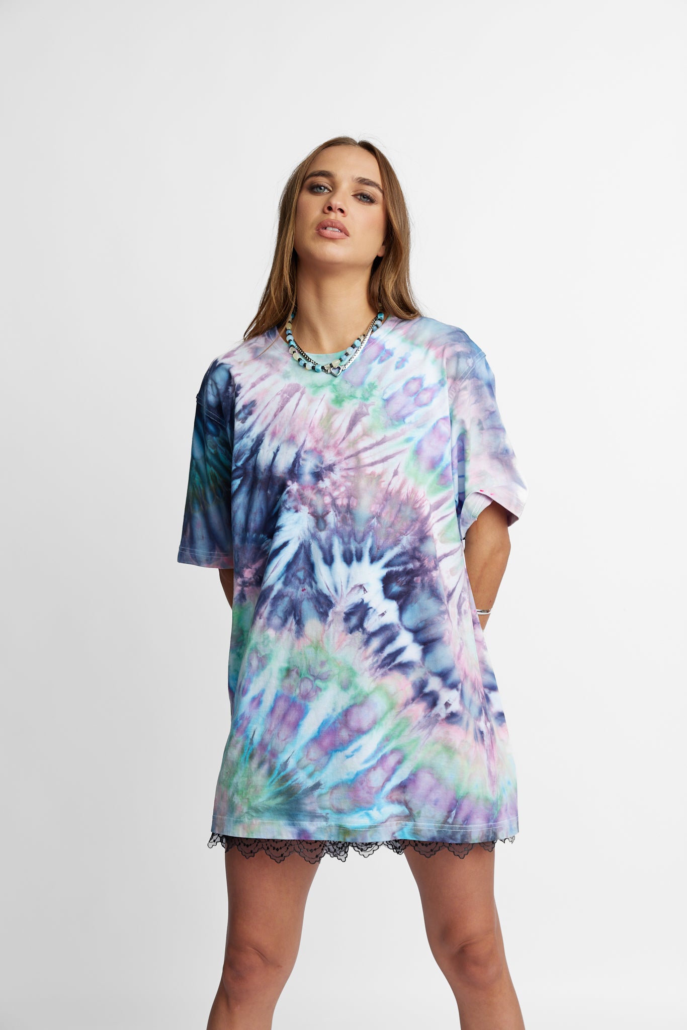 Oversized Mum Tee - Size S/M - Only Lovers Left