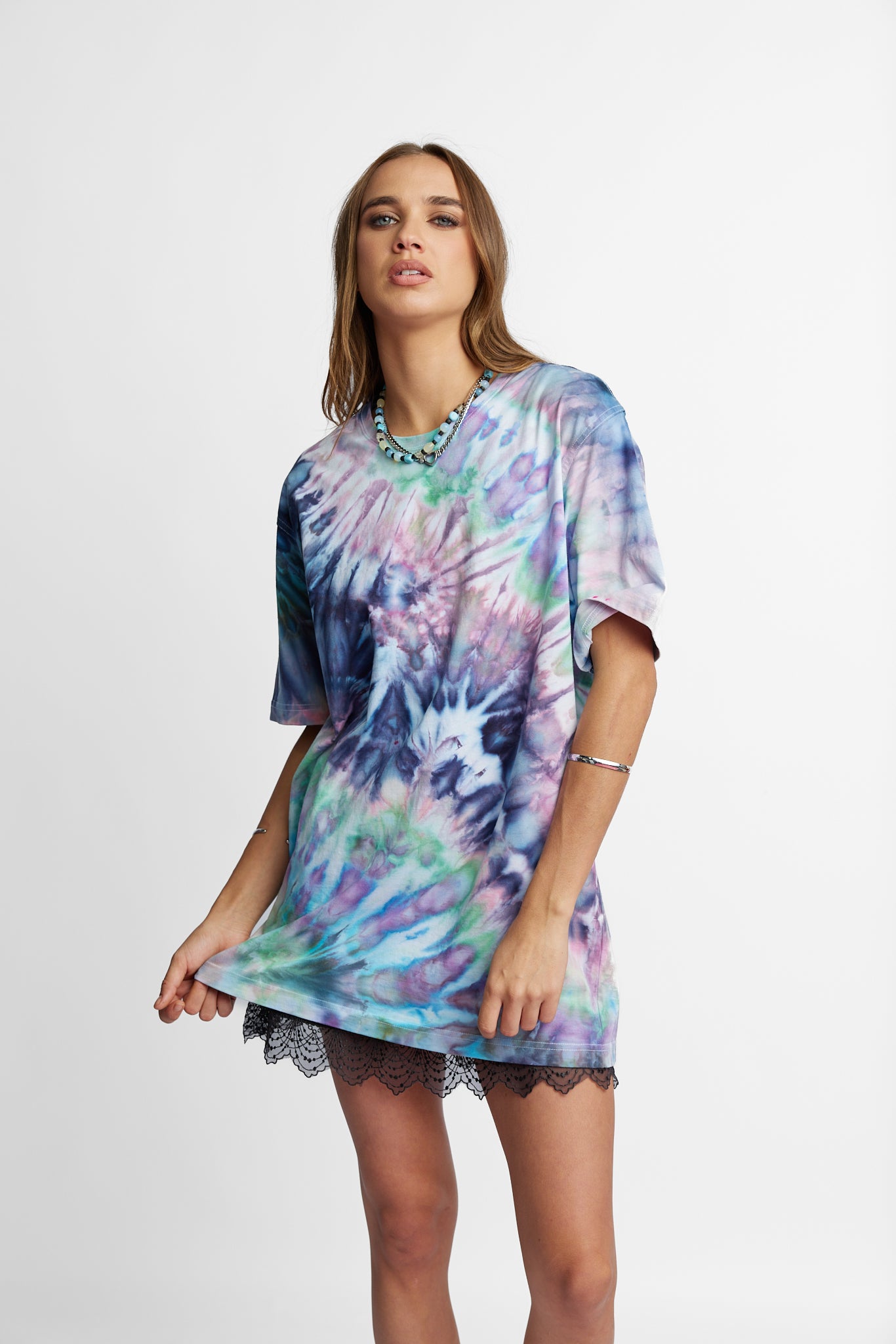 Oversized Mum Tee - Size S/M - Only Lovers Left