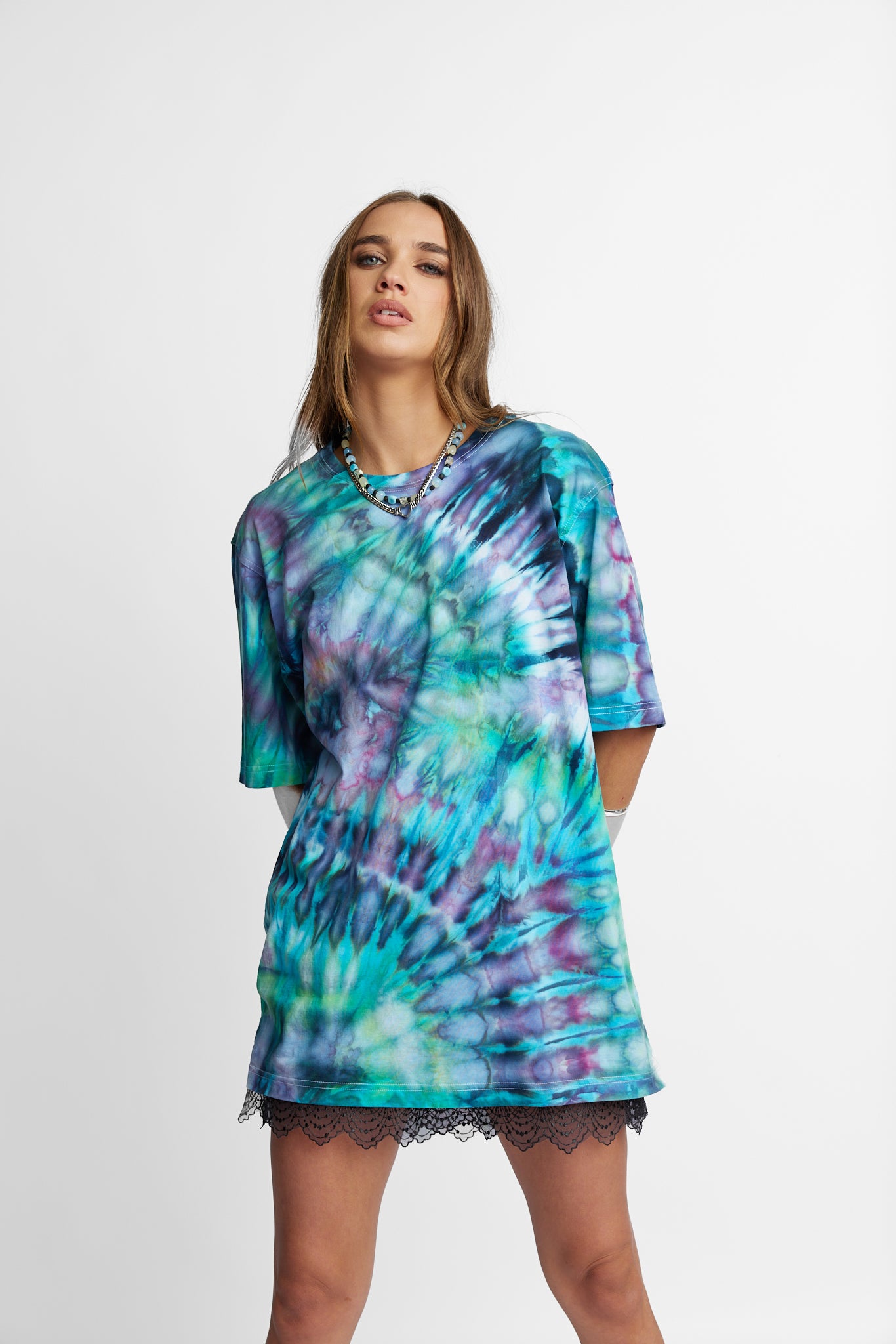 Oversized Mum Tee - Size S/M - Only Lovers Left