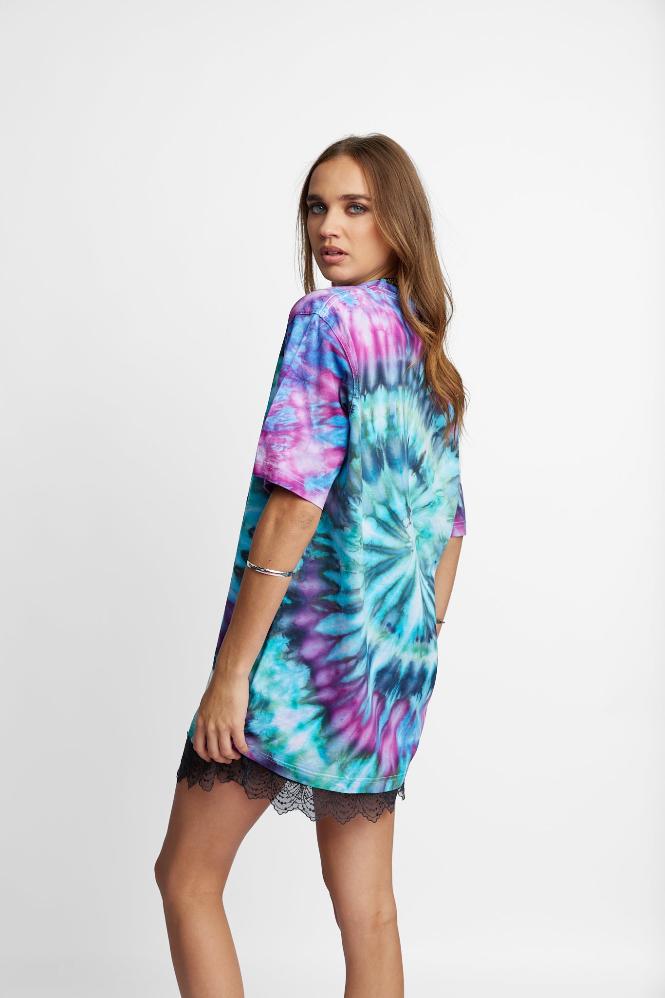 Oversized Mum Tee - Size S/M - Only Lovers Left