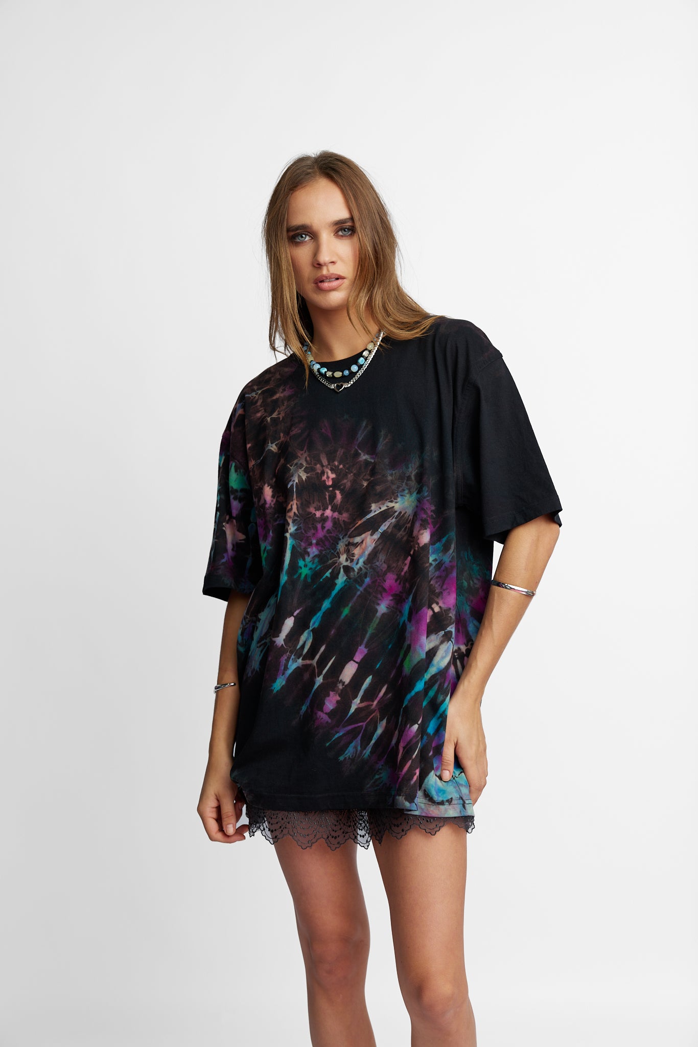 Oversized Mum Tee - Size S/M - Only Lovers Left