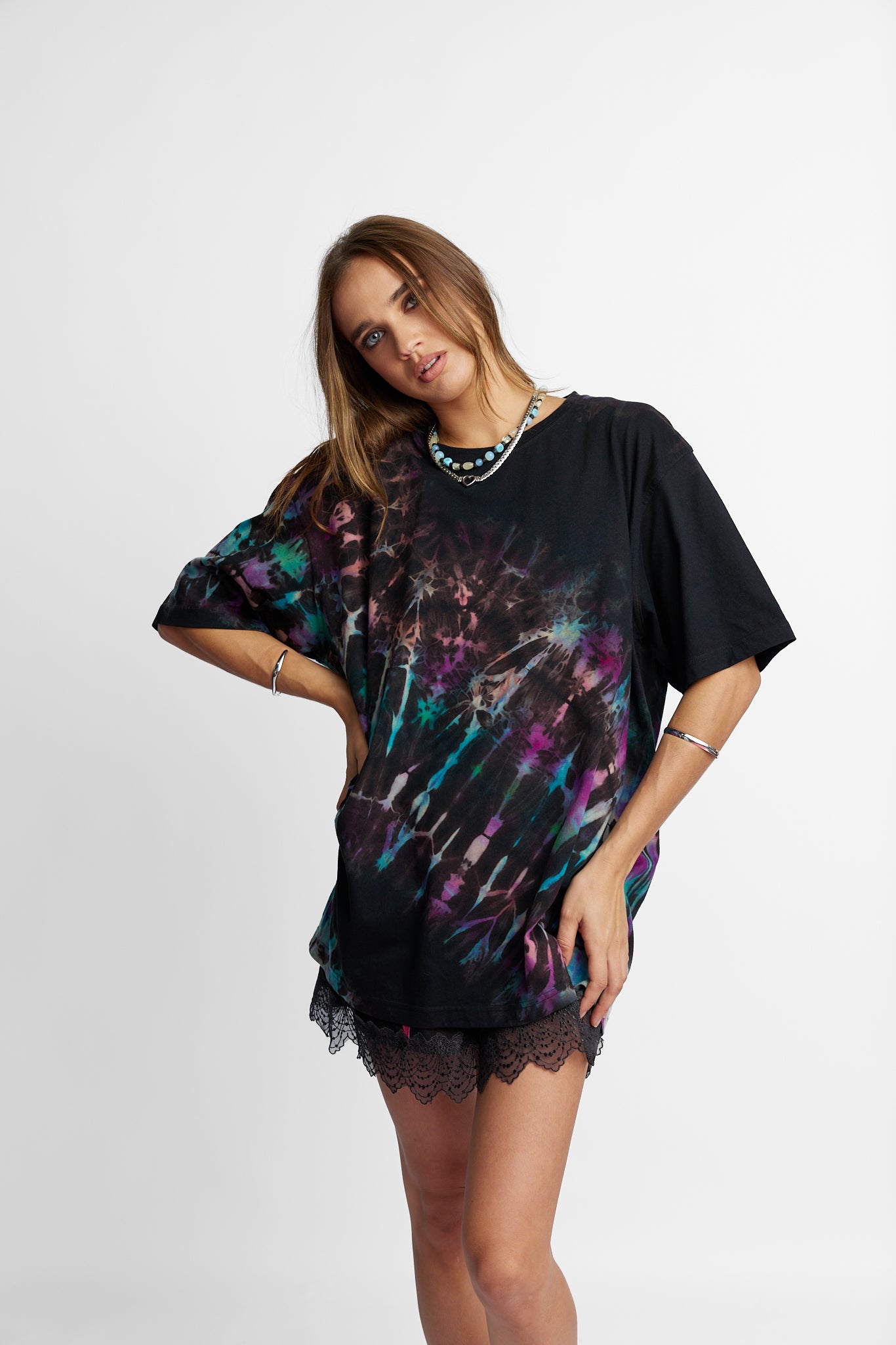 Oversized Mum Tee - Size S/M - Only Lovers Left
