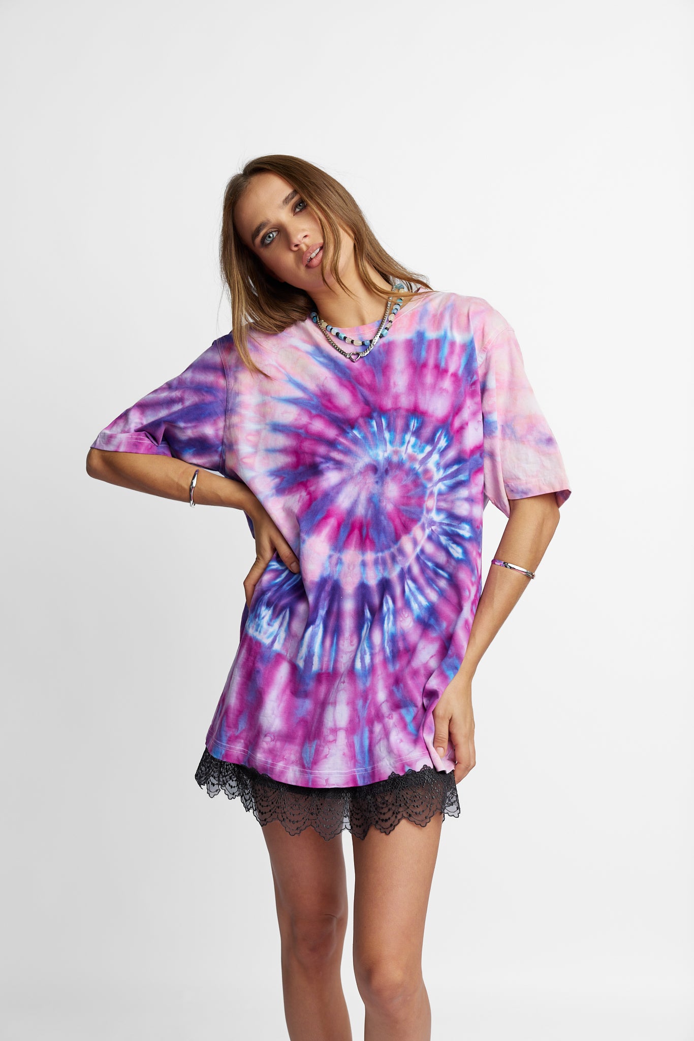 Oversized Mum Tee - Size S/M - Only Lovers Left