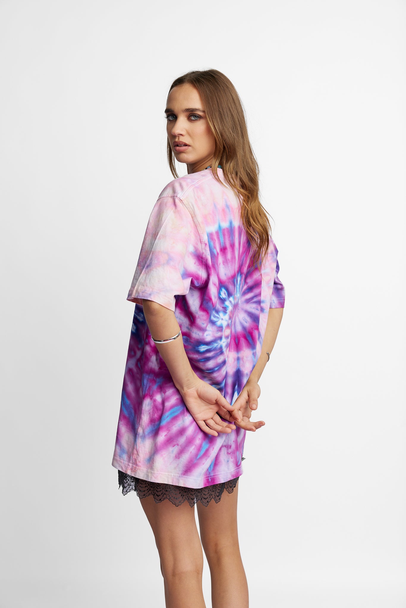 Oversized Mum Tee - Size S/M - Only Lovers Left